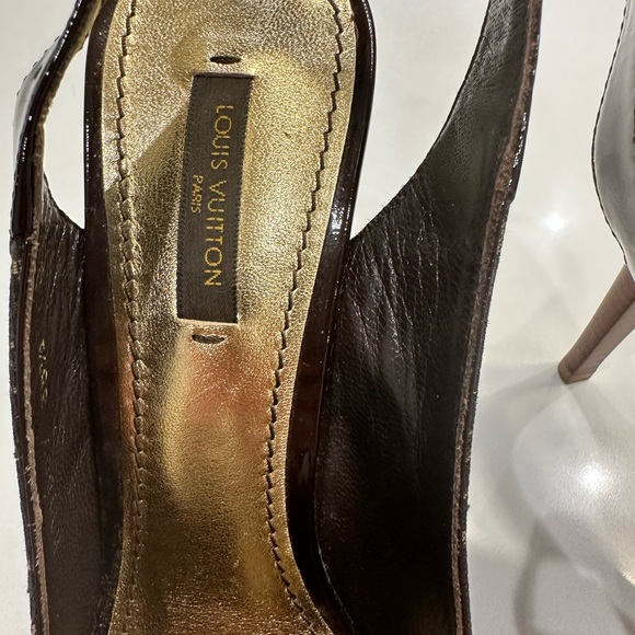 Louis Vuitton, monogram, Peep Toe, Sling Back, high heel With gold hardware. - Picture 8 of 11
